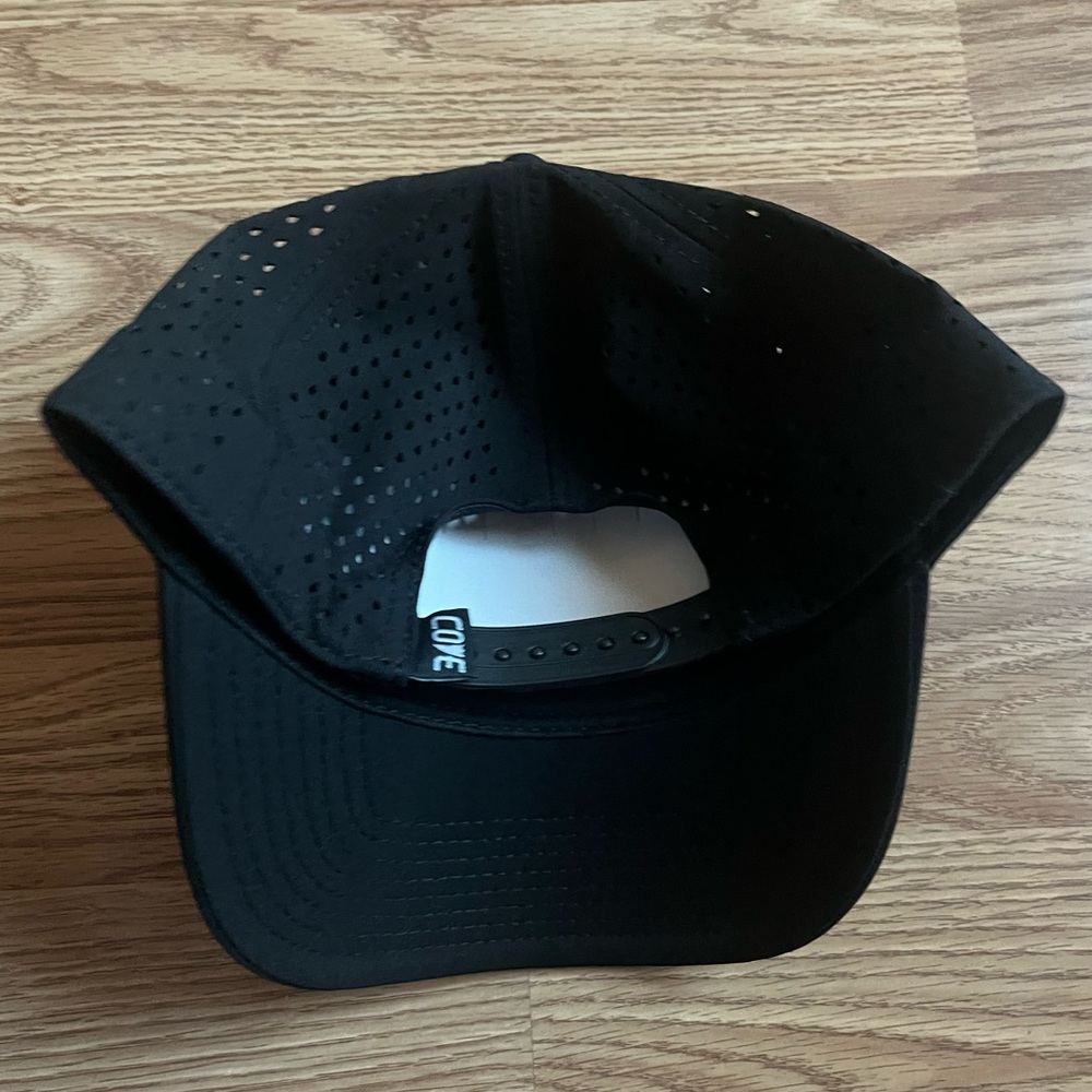 Cove Black Trucker Cap w/ Skull Crossbones Patch - Picture 4 of 4